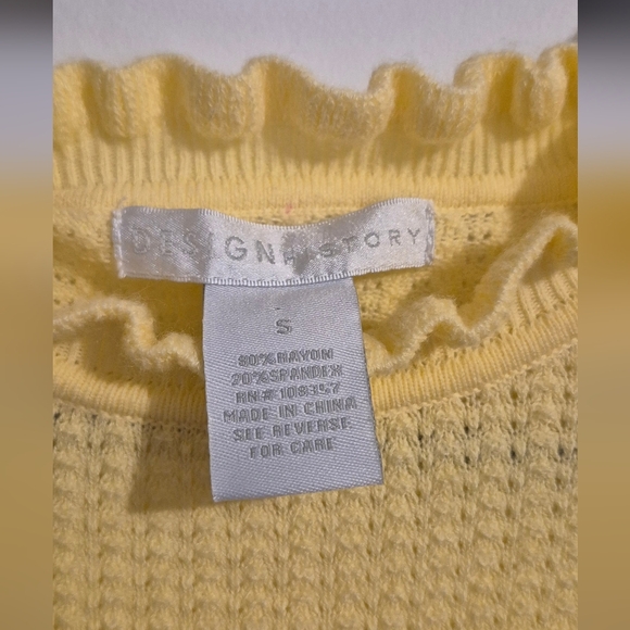 Design History Yellow Knit Blouse - Picture 3 of 5